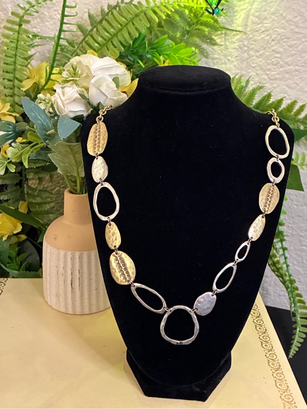 Two-Tone Hammered Link Necklace - Gold and Silver